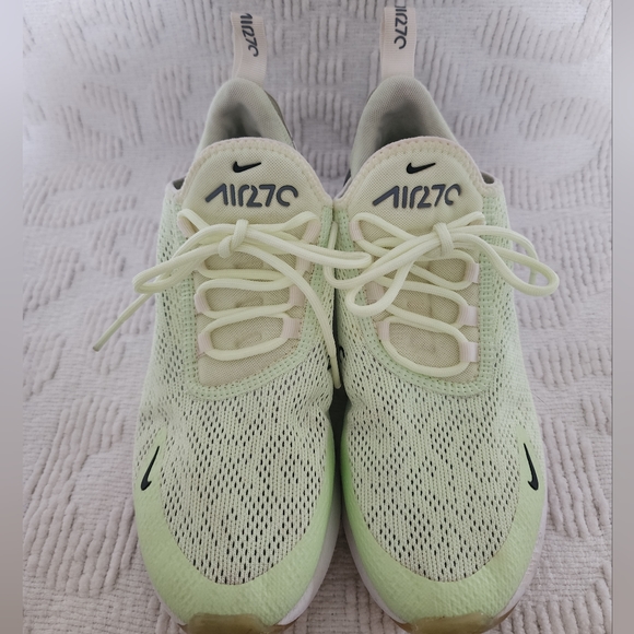 Nike Air Max 270 Barely Volt Green Yellow - Picture 5 of 9